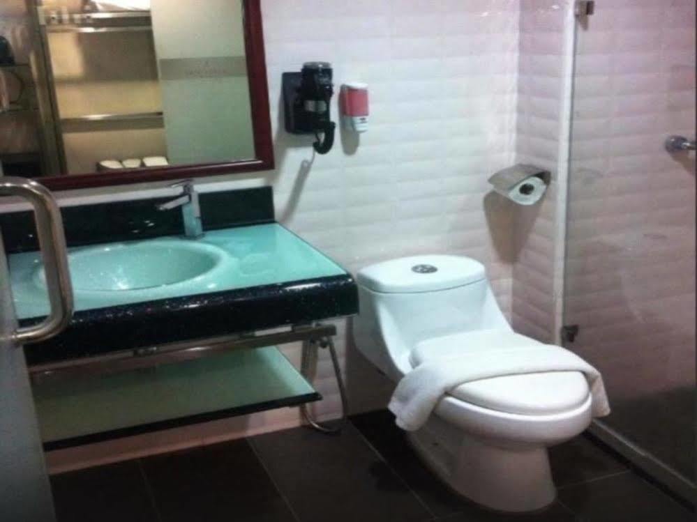 Nouvelle Hotel Johor Kulai Eksteriør billede